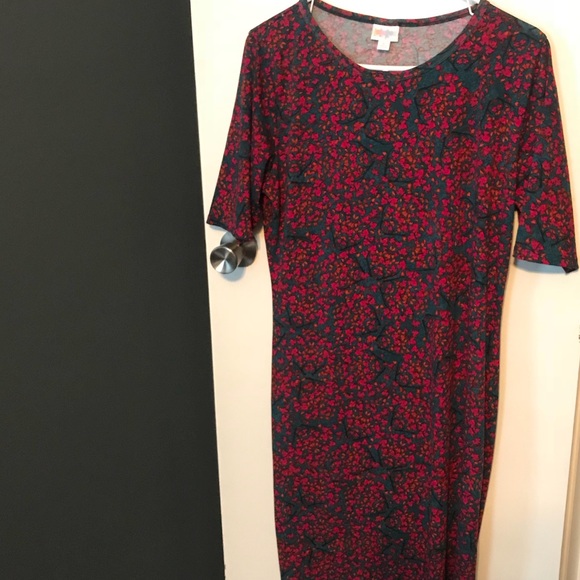 LuLaRoe Dresses & Skirts - XL Lularoe Julia Dress